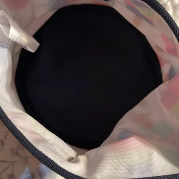 Three Thirty One items - Picture 8 of 8